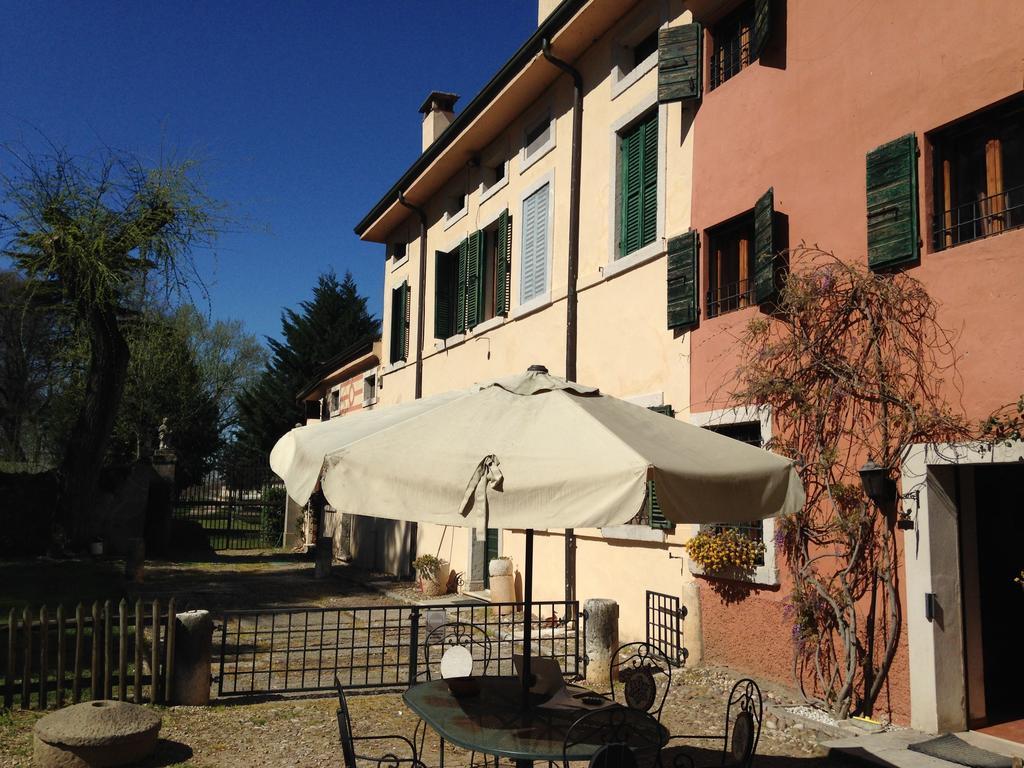 Agriturismo Corte Pellegrini San Martino Buon Albergo Exterior foto