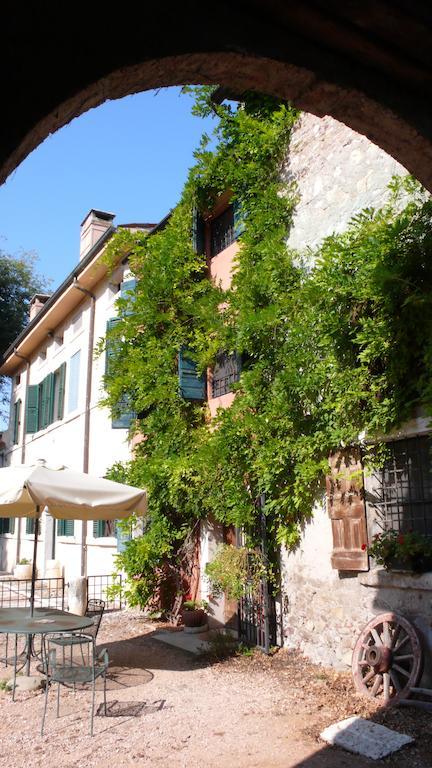 Agriturismo Corte Pellegrini San Martino Buon Albergo Exterior foto
